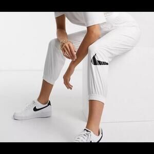 Nike cargo Pants